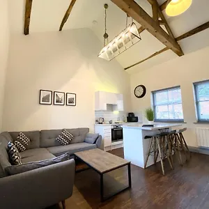 Loft At The Coach House Leeds (West Yorkshire)
